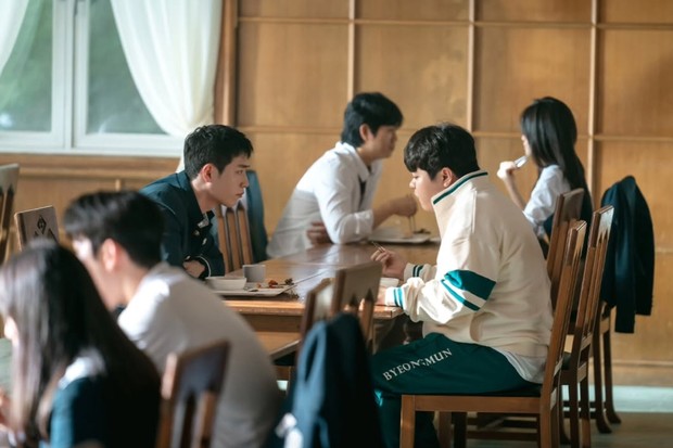Potret adegan drama 'Undercover High School'