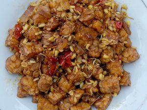 Resep Orek Tempe dan Tauge, Lauk Sederhana yang Gurih Lezat Resep Orek Tempe dan Tauge, Lauk Sederhana yang Gurih Lezat