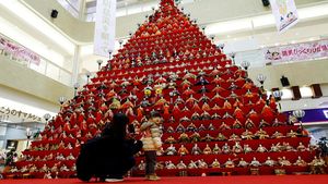 Ribuan Boneka Tradisional Jepang Sambut Perayaan Hinamatsuri
