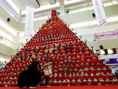 Ribuan Boneka Tradisional Jepang Sambut Perayaan Hinamatsuri