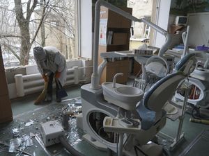 Serangan Rusia Hantam Rumah Sakit di Ukraina