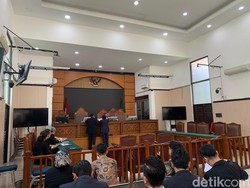Sidang Praperadilan Jilid II Hasto Vs KPK Terkait Kasus Suap Ditunda 10 Maret