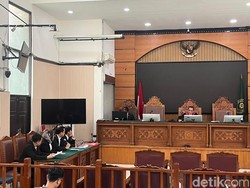 Sidang Praperadilan Hasto Terkait Perintangan Penyidikan Ditunda 14 Maret