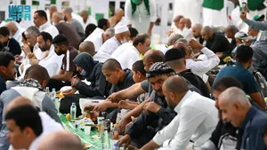 Suasana Buka Puasa di Masjidil Haram Makkah