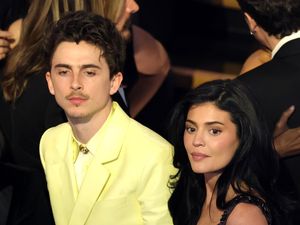Kakak Timothee Chalamet Lagi-lagi Diduga Sindir Kylie Jenner Soal Kekayaan