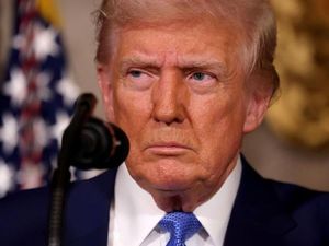 Video: Suara Kekhawatiran Setelah Trump Bubarkan Departemen Pendidikan AS Video: Suara Kekhawatiran Setelah Trump Bubarkan Departemen Pendidikan AS