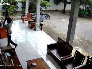 Dalih 3 Pengemis Paksa Minta Uang hingga Nekat Nyelonong Masuk Rumah Dalih 3 Pengemis Paksa Minta Uang hingga Nekat Nyelonong Masuk Rumah
