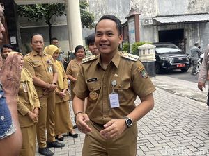 Walkot Respati Ungkap 600 Warga Solo Terdampak PHK PT Sritex Walkot Respati Ungkap 600 Warga Solo Terdampak PHK PT Sritex
