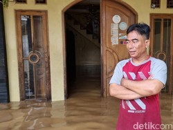 Warga Pejaten Masak Sahur Ramadan Lebih Awal karena Tahu Akan Datang Banjir