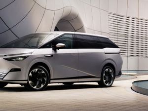 Intip Spesifikasi XPENG X9, Calon Rival Denza D9 dan Maxus Mifa 9 di Indonesia Intip Spesifikasi XPENG X9, Calon Rival Denza D9 dan Maxus Mifa 9 di Indonesia