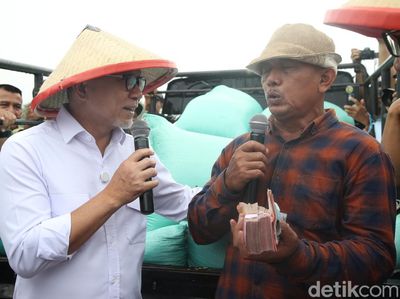 Zulhas Borong Gabah Petani Saat #DemiIndonesia Mandiri Pangan di Ngawi