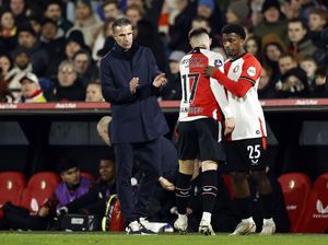 Feyenoord Vs Inter: Van Persie Berharap Tuah De Kuip