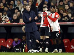 Feyenoord Vs Inter: Van Persie Berharap Tuah De Kuip