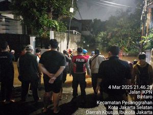 Banjir di Kompleks IKPN Bintaro Makin Parah, Tinggi Air Kini 4 Meter