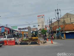 Bunderan Kadipaten Dibongkar, Warga Harap Kurangi Kemacetan