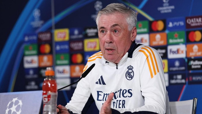 Soccer Football - Champions League - Real Madrid Press Conference - Ciudad Real Madrid, Valdebebas, Madrid, Spain - March 3, 2025 Real Madrid coach Carlo Ancelotti during the press conference REUTERS/Violeta Santos Moura
