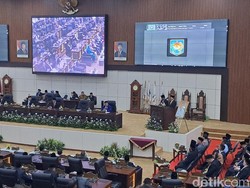 Serah Terima Jabatan, Andra Soni Harap Pembangunan di Banten Merata