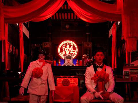 Film Marry My Dead Body (2022) Marry My Dead Body. Hsu Kuang Han (許光漢) in Marry My Dead Body. Cr. Courtesy of Netflix © 2023