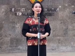 Sherly Tjoanda Ungkap Rumah Dinasnya Rusak dan Butuh Renovasi Sherly Tjoanda Ungkap Rumah Dinasnya Rusak dan Butuh Renovasi