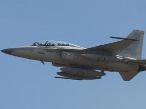 Jet Tempur Filipina Jatuh, 2 Pilot Tewas Jet Tempur Filipina Jatuh, 2 Pilot Tewas