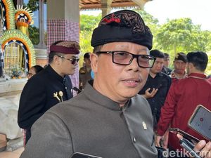 Surya Paloh Tunjuk Senantara Gantikan Julie Laiskodat Jadi Ketua NasDem Bali Surya Paloh Tunjuk Senantara Gantikan Julie Laiskodat Jadi Ketua NasDem Bali