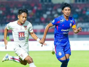 Malut United Menang Lawan Arema 2-1, Laskar Kie Raha Naik Posisi 7 Klasemen Malut United Menang Lawan Arema 2-1, Laskar Kie Raha Naik Posisi 7 Klasemen
