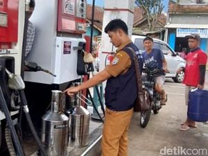 Cegah Kecurangan Saat Ramadan, Petugas Cek Alat Ukur SPBU di Ciamis