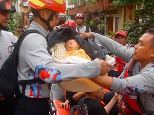 22 Warga Terjebak Banjir di Cawang Dievakuasi, Ada Bayi hingga Tunanetra