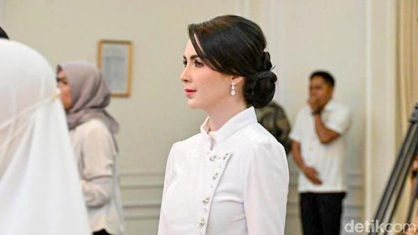 Potret Arumi Bachsin Dilantik Jadi Ketua Dekranasda Jatim 2025-2030