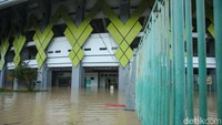Keputusan ini hasil dari emergency meeting yang dihadiri oleh Match Commissioner, Panitia Pelaksana (Panpel) Persija, perwakilan kedua tim, yaitu Persija, dan PSIS, serta host broadcaster (HB). 