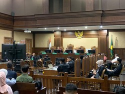 Penyidik Kejagung Bantah Tekan-Ancam Setrum Pengacara Ronald Tannur