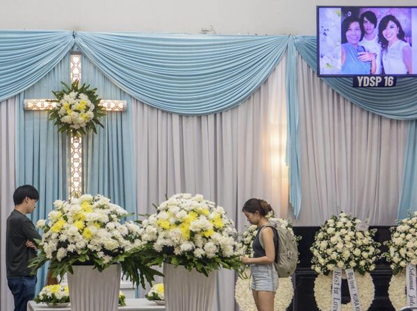 Suasana Duka Selimuti Persemayaman Mamak Pendaki Lilie Wijayati