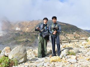 Cerita Menjadi Videografer Alam Bebas, Perjuangan Mendaki Gunung Papandayan Cerita Menjadi Videografer Alam Bebas, Perjuangan Mendaki Gunung Papandayan