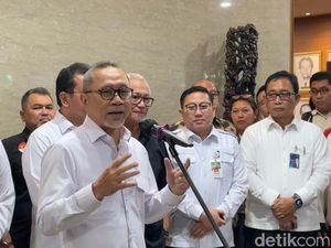Zulhas Kaget Ada Praktik Curang Ayam Gelonggongan Zulhas Kaget Ada Praktik Curang Ayam Gelonggongan