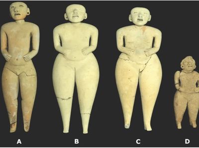 Potret Action Figure Berusia 2.400 Tahun Ditemukan di Atas Piramida El Salvador