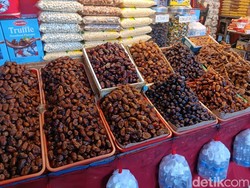 Ramadan Cuan! Kurma Tanah Abang Laris Manis, Omzet Melejit