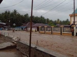 56 Rumah Terendam Banjir di Gorontalo-Bone Bolango, 220 Warga Terdampak 56 Rumah Terendam Banjir di Gorontalo-Bone Bolango, 220 Warga Terdampak