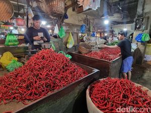 Harga Cabai di Surabaya Turun Drastis, Bawang Merah Justru Naik Harga Cabai di Surabaya Turun Drastis, Bawang Merah Justru Naik