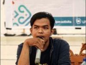 Glorifikasi Bersepeda ke Mekah Glorifikasi Bersepeda ke Mekah