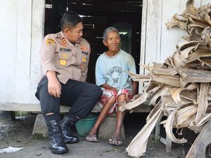 Lansia Disabilitas Jadi Korban Pencurian, Kapolres Grobogan Datang Beri Bantuan Lansia Disabilitas Jadi Korban Pencurian, Kapolres Grobogan Datang Beri Bantuan