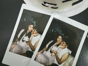 Mahaini Berulang Tahun ke-25, Dapat Kejutan dari Keluarga hingga Teman Mahaini Berulang Tahun ke-25, Dapat Kejutan dari Keluarga hingga Teman