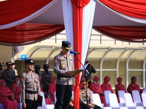 Ketua STIK Lemdiklat: Polisi Sipil Tak Hanya Taat Hukum tapi Harus Beradab Ketua STIK Lemdiklat: Polisi Sipil Tak Hanya Taat Hukum tapi Harus Beradab