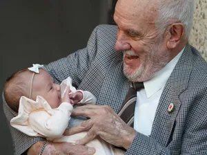 Pria Pemilik Darah Langka yang Selamatkan 2 Juta Bayi Meninggal di Usia 88 Pria Pemilik Darah Langka yang Selamatkan 2 Juta Bayi Meninggal di Usia 88