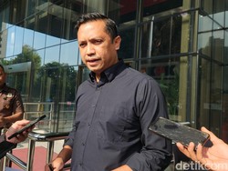 Pengacara Sambangi KPK Usai Dengar Kabar Perkara Hasto Dikebut