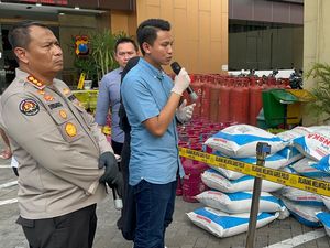 5 Fakta Penyelewengan Pupuk Subsidi Bojonegoro Rugikan Negara Rp 300 Juta 5 Fakta Penyelewengan Pupuk Subsidi Bojonegoro Rugikan Negara Rp 300 Juta
