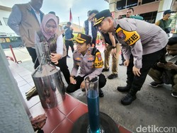 Polres Gresik Sidak SPBU di Tengah Isu BBM Oplosan