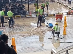 Video Situasi Terkini Stasiun Bekasi: Banjir Surut, Sisakan Lumpur