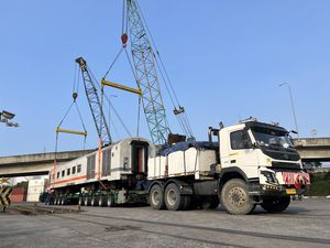 22 Kereta Dikirim dari Jawa ke Sumatera, Total Berat 836 Ton