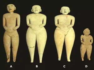 Boneka Seram untuk Ritual Ditemukan di Atas Piramida Kuno Boneka Seram untuk Ritual Ditemukan di Atas Piramida Kuno