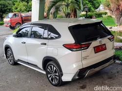 Bupati Situbondo Sulap Mobil Pribadi Innova Jadi Mobil Dinas